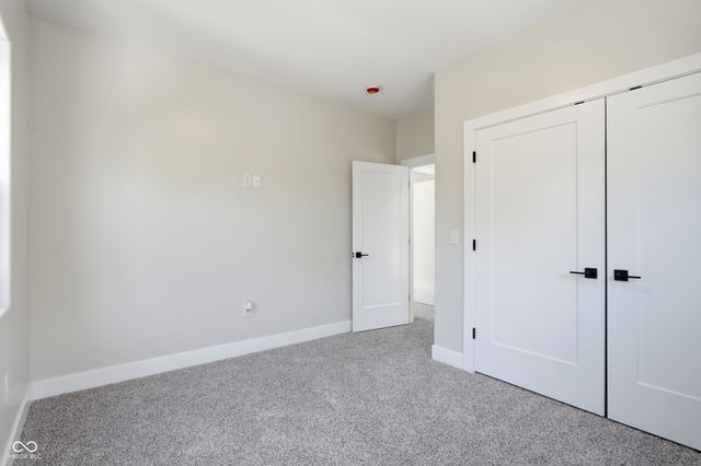 1054 W 35th Street, Indianapolis, IN 46208