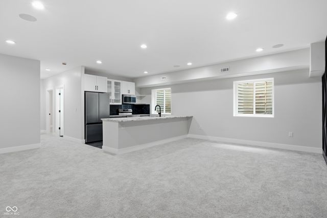1054 W 35th Street, Indianapolis, IN 46208