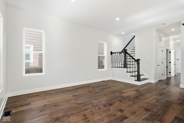 1054 W 35th Street, Indianapolis, IN 46208