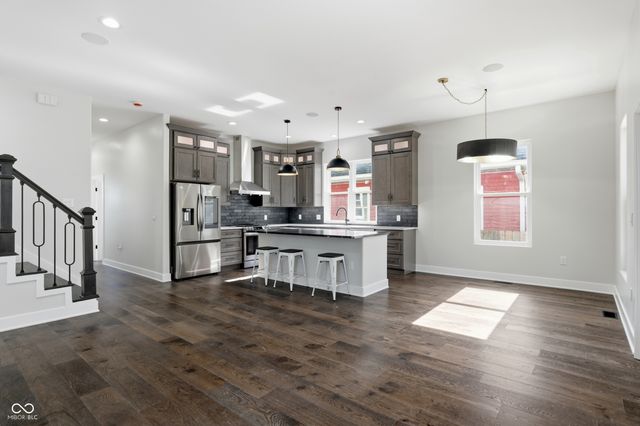 1054 W 35th Street, Indianapolis, IN 46208