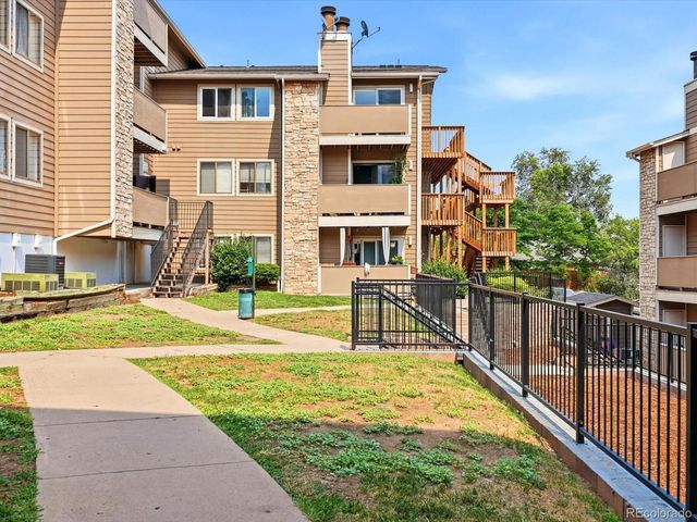 2929 W Floyd Avenue 323, Denver, CO 80236