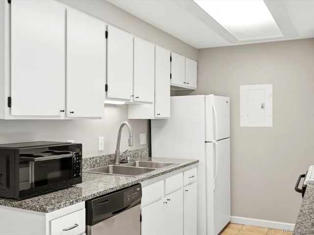 2929 W Floyd Avenue 323, Denver, CO 80236