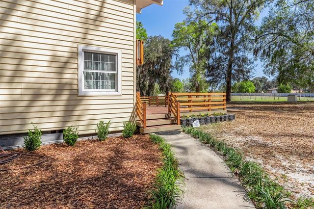 2917 LAKE GRIFFIN ROAD, Lady Lake, FL 32159