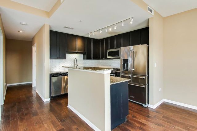 1650 Riverwoods Drive 706, Melrose Park, IL 60160