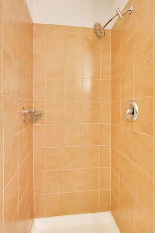 1650 Riverwoods Drive 706, Melrose Park, IL 60160