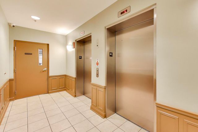 1650 Riverwoods Drive 706, Melrose Park, IL 60160