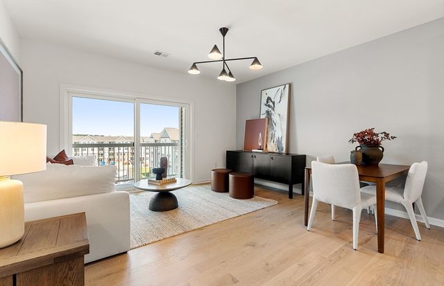 30 Coppersmith Way 209, Canton, MA 02021