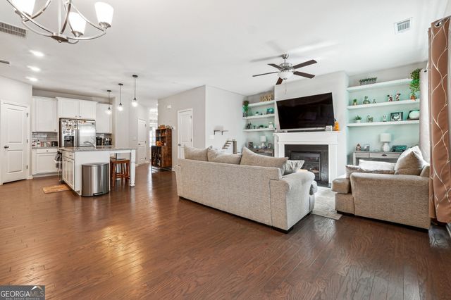 1616 Lansing Bluff Walk, Lawrenceville, GA 30043