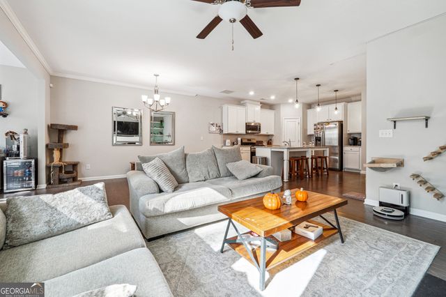 1616 Lansing Bluff Walk, Lawrenceville, GA 30043