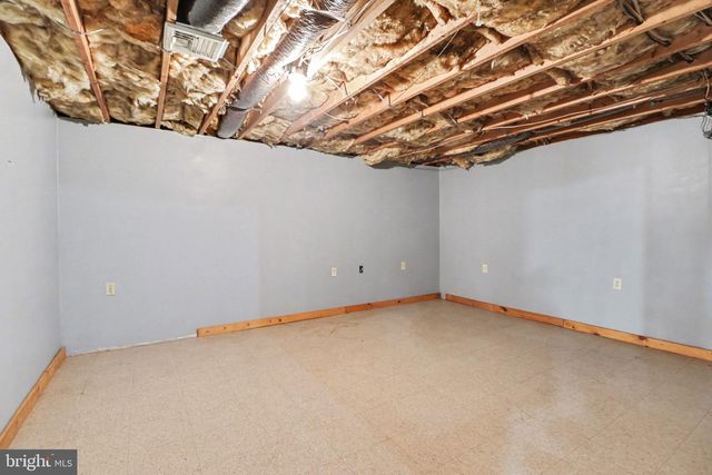 60 BLACKSNAKE RD, Duncannon, PA 17020