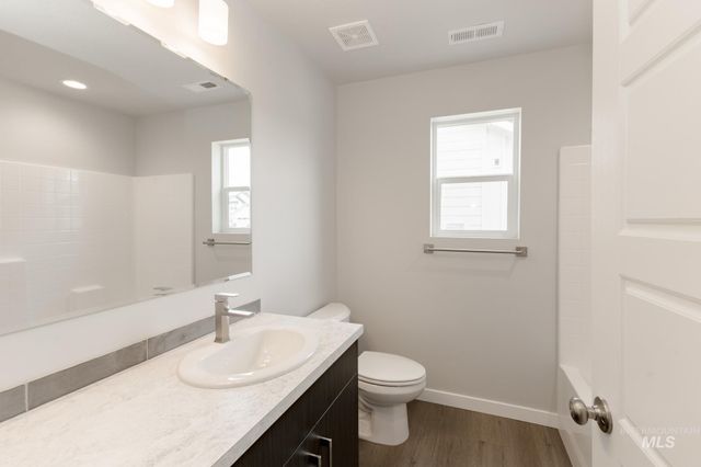 3290 S Maple Ranch Way, Nampa, ID 83686