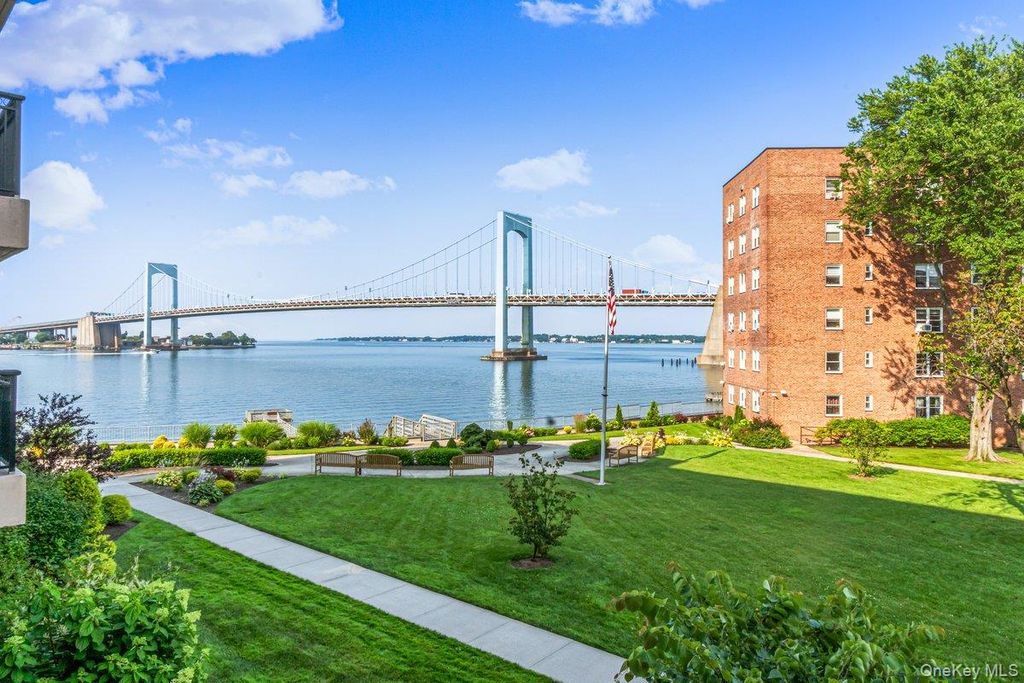 162-01 Powells Cove Boulevard 2D, Beechhurst, NY 11357 — photo 5