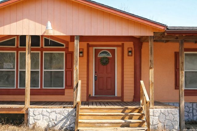 1075 Quail Run, Lytle, TX 78052