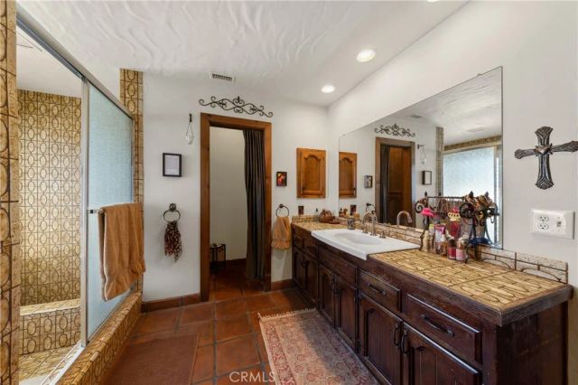 38200 De Portola, Temecula, CA 92592