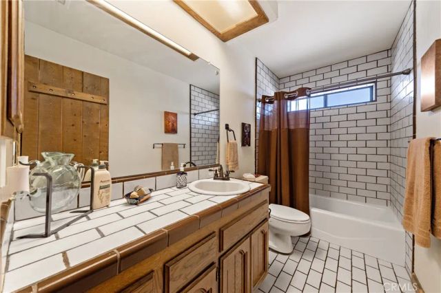 38200 De Portola, Temecula, CA 92592