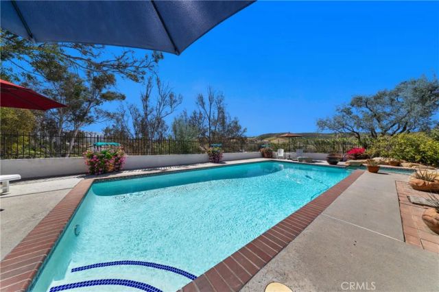 38200 De Portola, Temecula, CA 92592