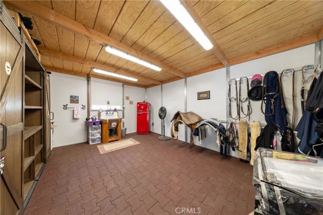 38200 De Portola, Temecula, CA 92592