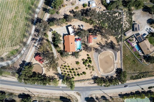 38200 De Portola, Temecula, CA 92592