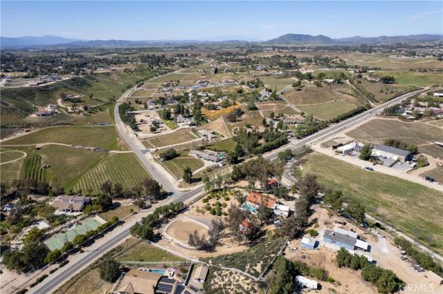 38200 De Portola, Temecula, CA 92592