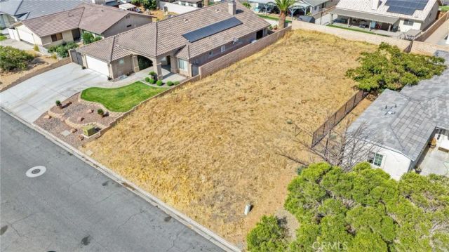 12819 Yellowstone, Victorville, CA 92395