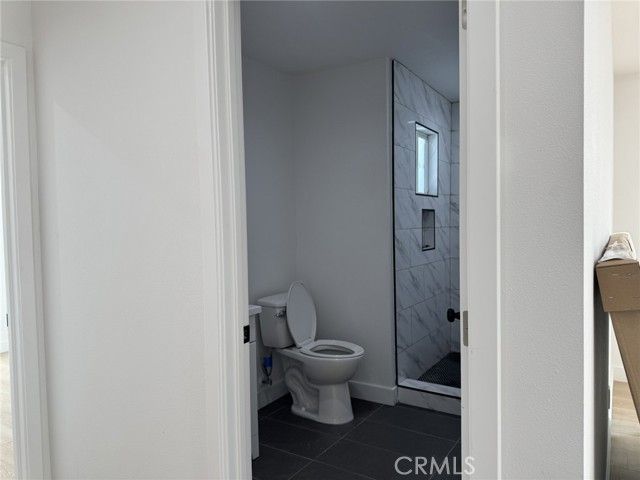 9307 S Budlong, Los Angeles, CA 90044