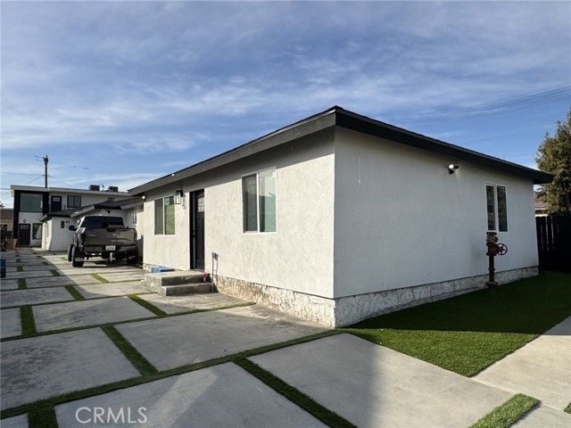 9307 S Budlong, Los Angeles, CA 90044