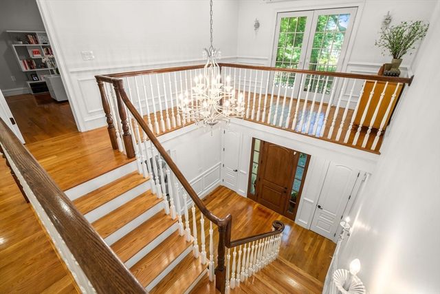 129 Rangeley Rd, Brookline, MA 02467