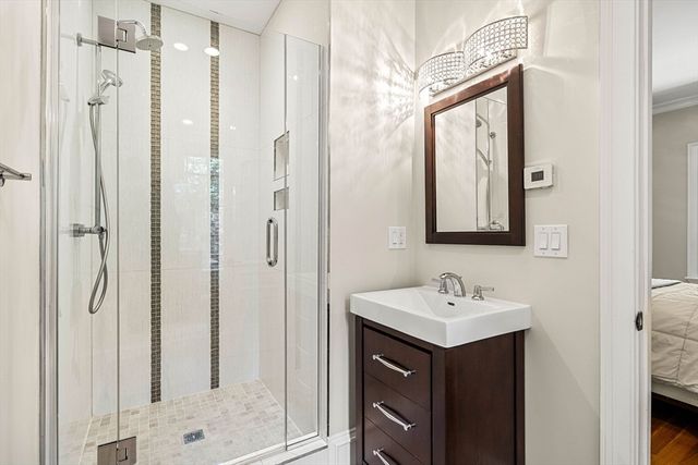 129 Rangeley Rd, Brookline, MA 02467