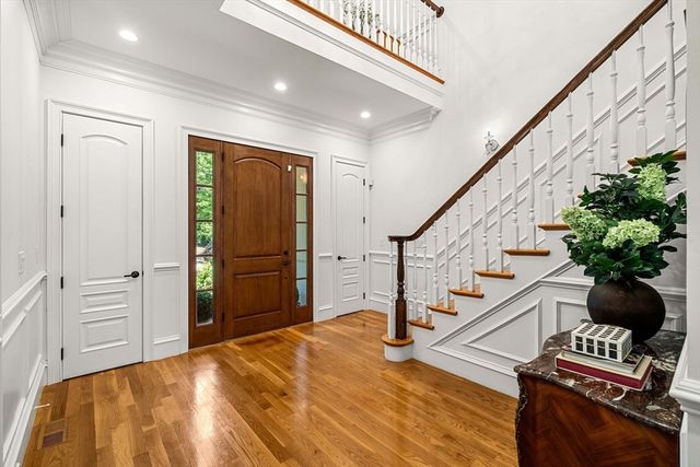 129 Rangeley Rd, Brookline, MA 02467