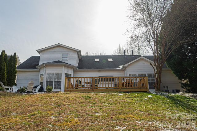 6016 Kirkwynd Commons Drive, Charlotte, NC 28278