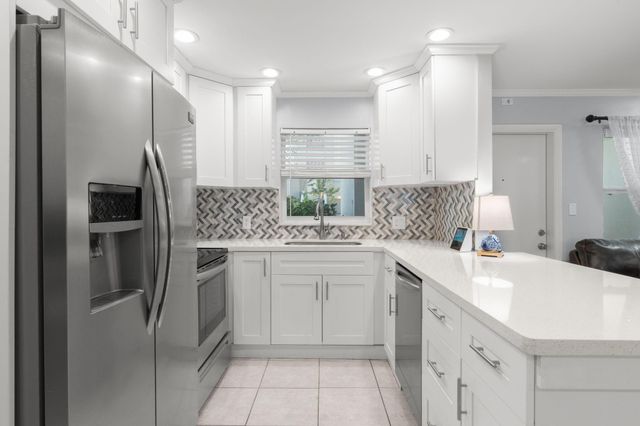 2870 NE 14th Street Causeway 102c, Pompano Beach, FL 33062