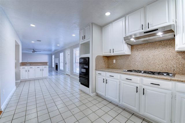 11434 High Bridge Court, Houston, TX 77065