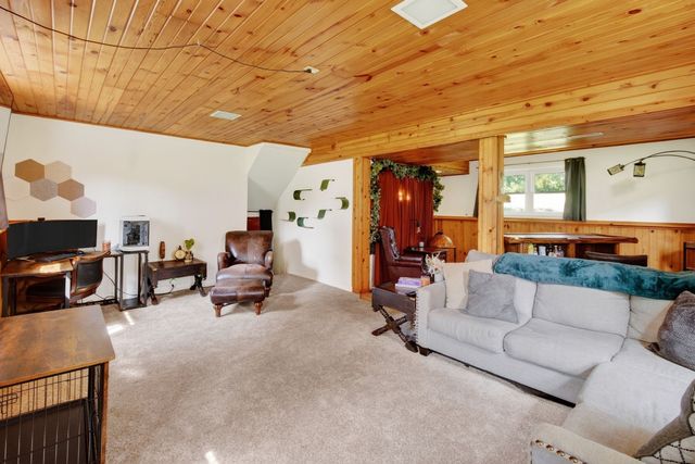 8219 Lista Lane, Des Moines, IA 50320
