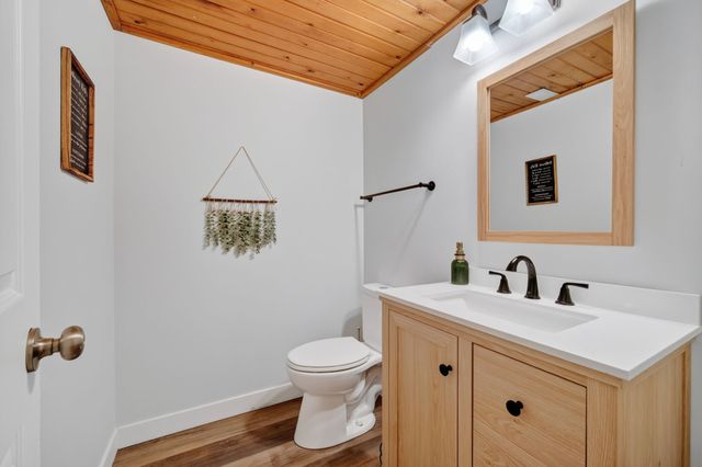 8219 Lista Lane, Des Moines, IA 50320