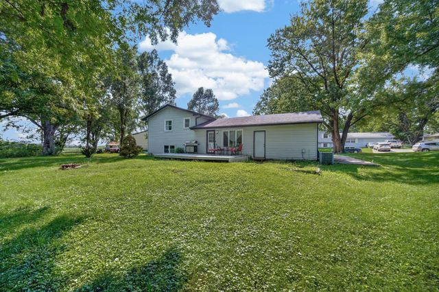 8219 Lista Lane, Des Moines, IA 50320