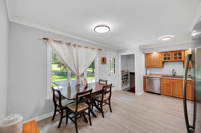 8219 Lista Lane, Des Moines, IA 50320