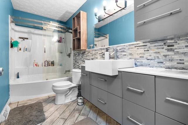 2255 Jackson Street, Lorain, OH 44052