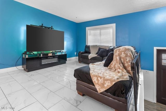 2255 Jackson Street, Lorain, OH 44052