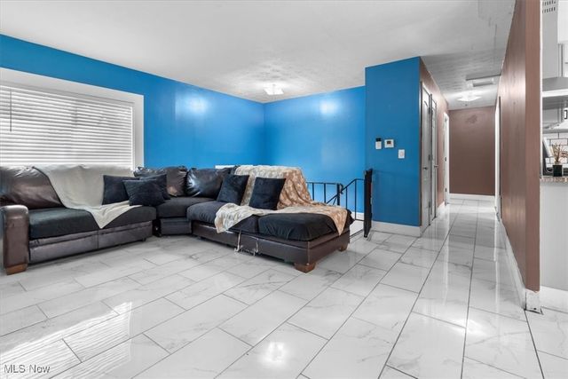 2255 Jackson Street, Lorain, OH 44052