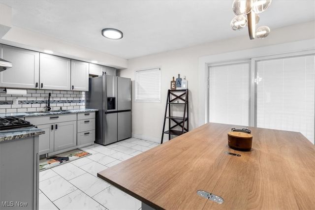 2255 Jackson Street, Lorain, OH 44052