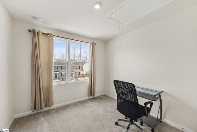 8 Tidworth Drive, Greer, SC 29651