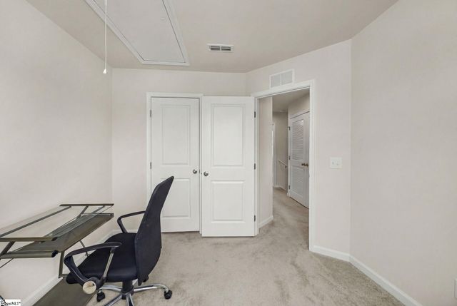 8 Tidworth Drive, Greer, SC 29651