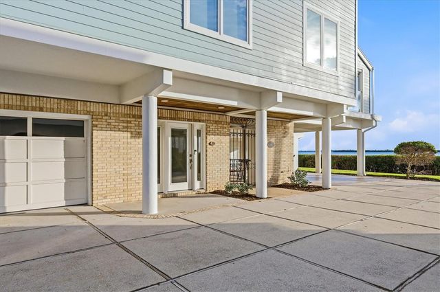 61 TIDY ISLAND BOULEVARD 61, Bradenton, FL 34210