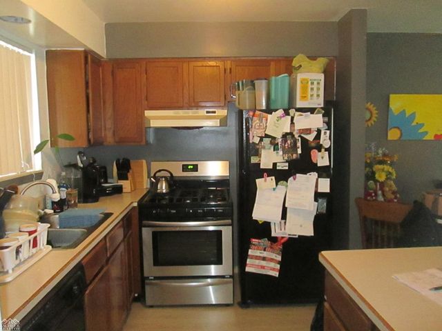 25943 New Forest Court, Chesterfield, MI 48051