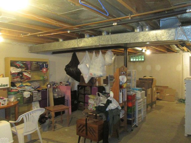 25943 New Forest Court, Chesterfield, MI 48051