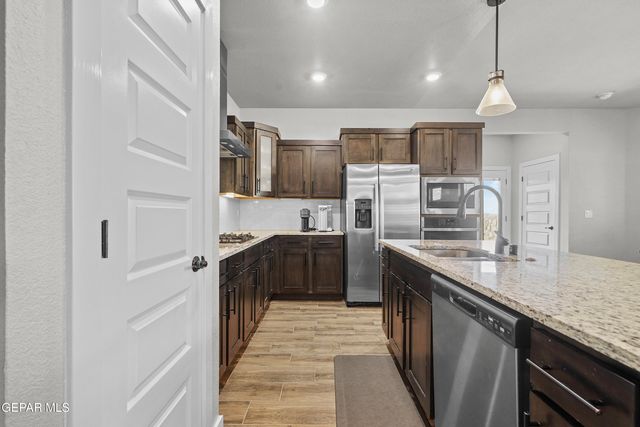 7417 WHITE CEDAR Place, Canutillo, TX 79835