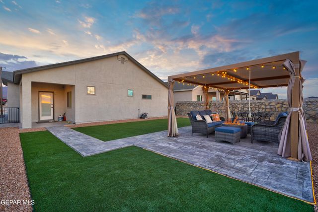 7417 WHITE CEDAR Place, Canutillo, TX 79835