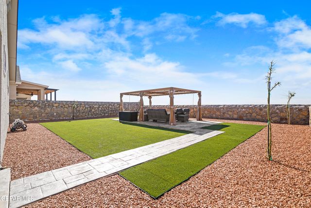 7417 WHITE CEDAR Place, Canutillo, TX 79835