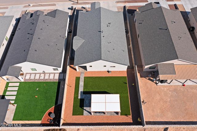 7417 WHITE CEDAR Place, Canutillo, TX 79835