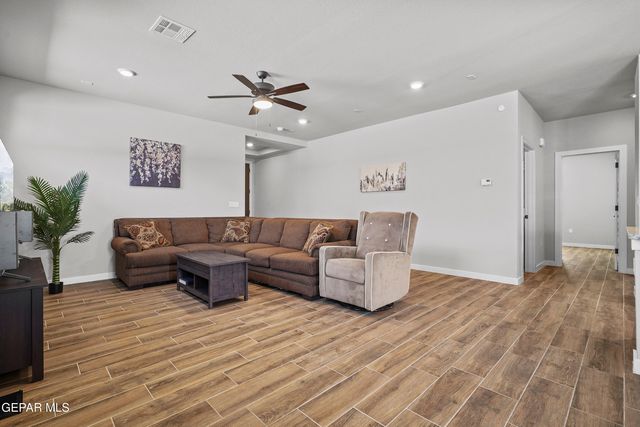 7417 WHITE CEDAR Place, Canutillo, TX 79835